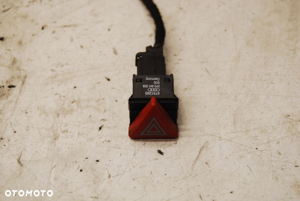 PRZEŁĄCZNIK AWARYJNYCH 8P0941509 AUDI A3 8P