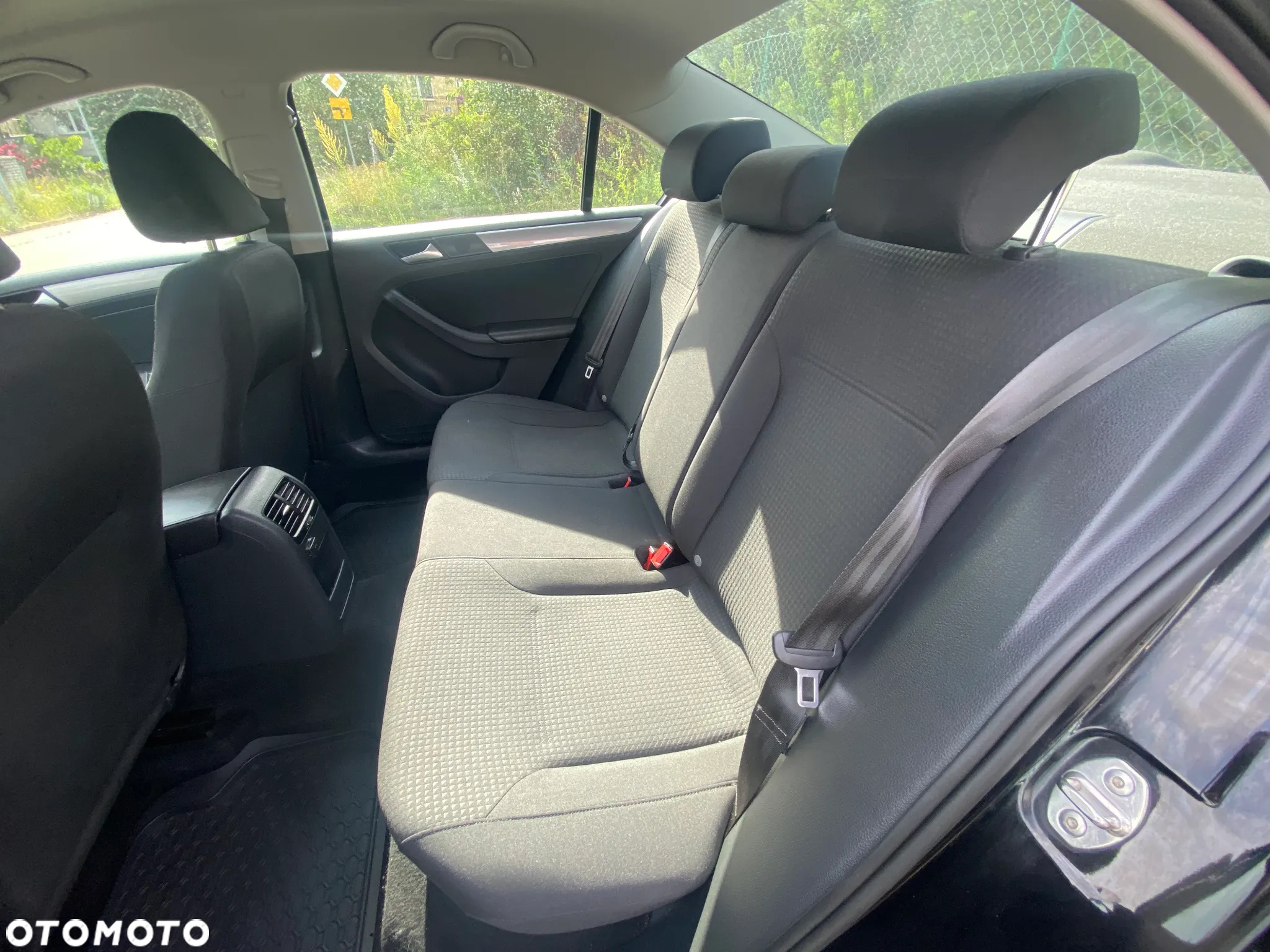 Volkswagen Jetta 2.0 TDI DPF BMT Trendline - 9