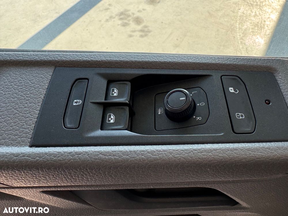 Volkswagen Transporter T6.1 - 16