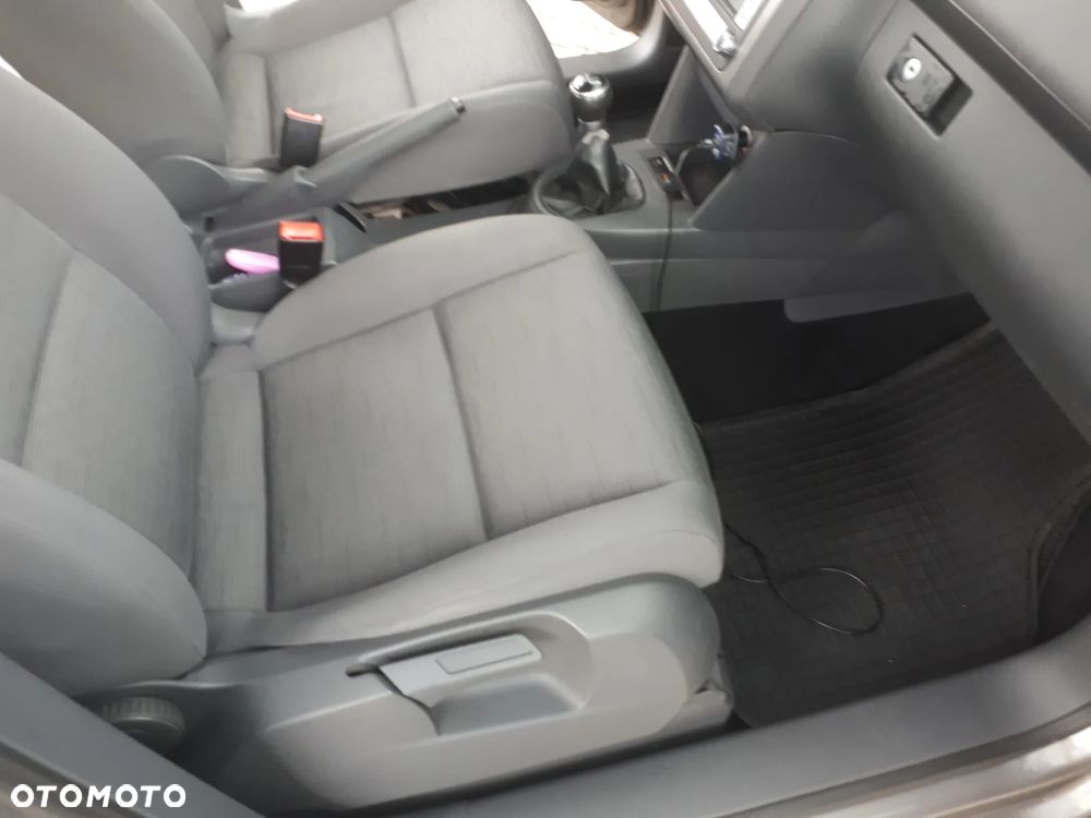 Volkswagen Touran 1.6 United - 19