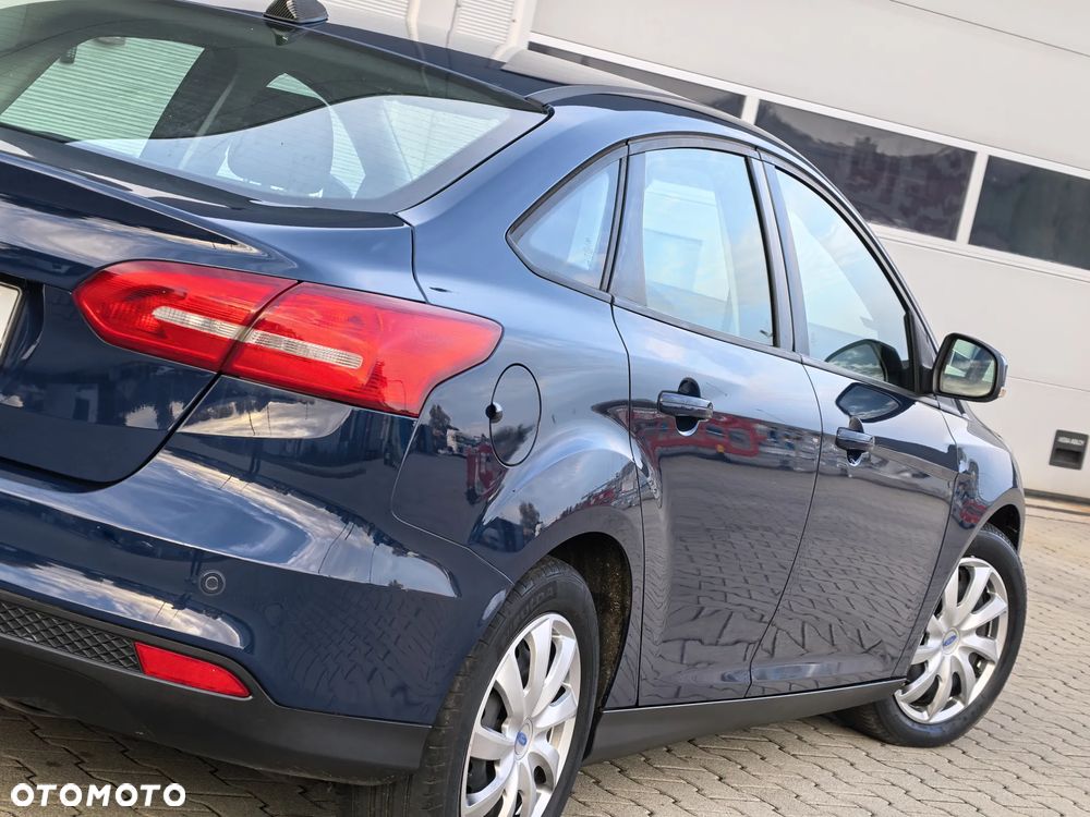 Ford Focus 1.5 TDCi SYNC Edition - 24