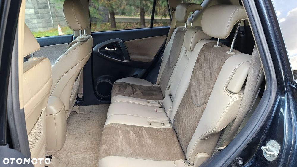 Toyota RAV4 2.0 VVT-i Prestige NAVI MS - 6