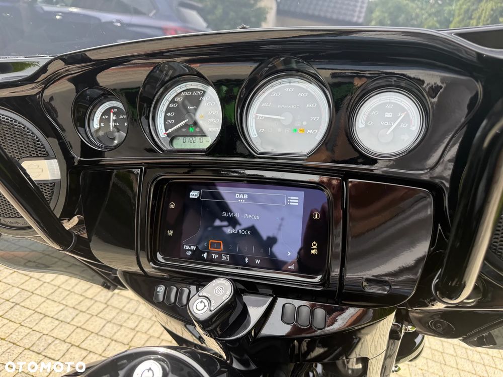 Harley-Davidson Touring Ultra Limited - 4