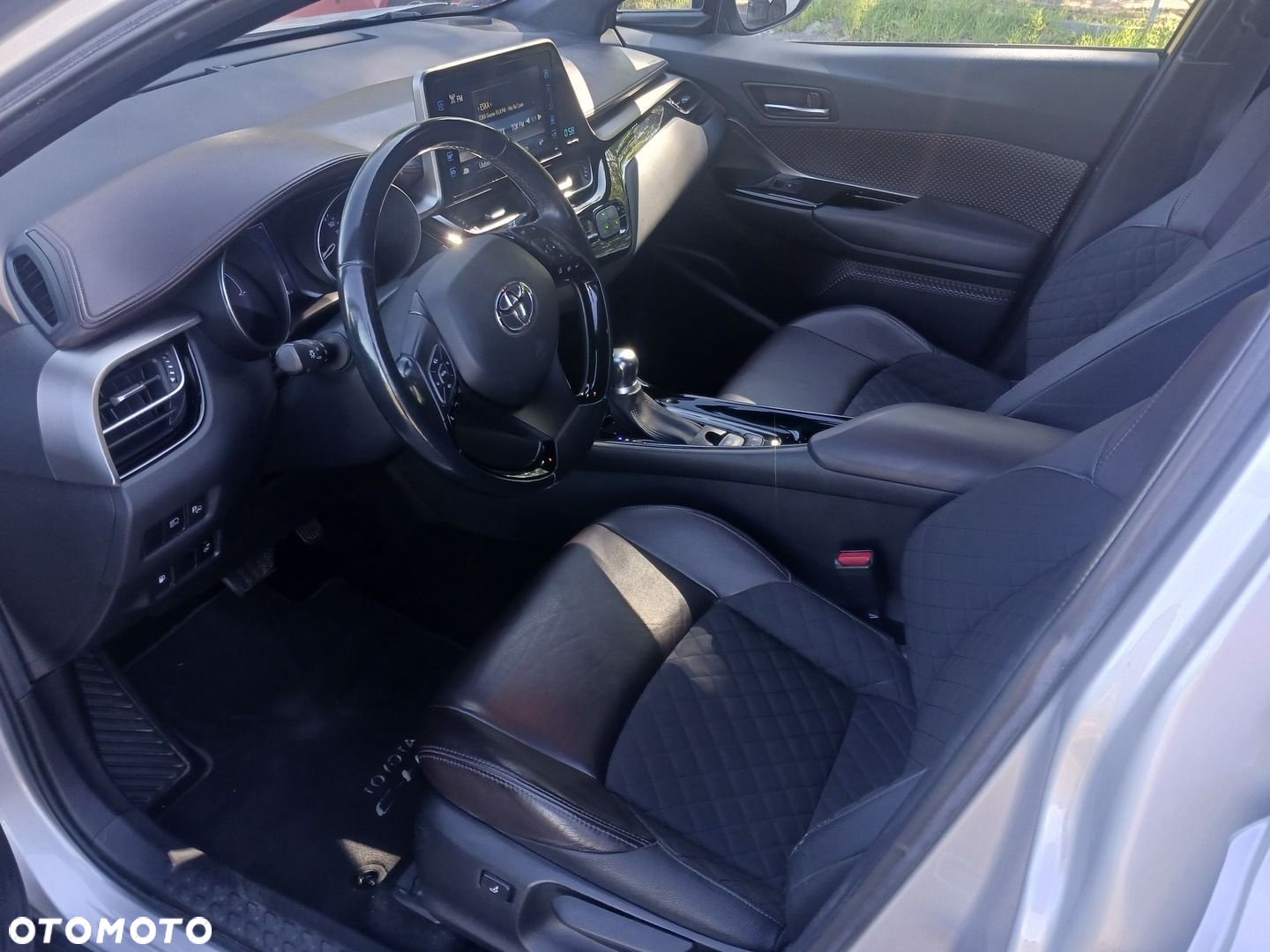 Toyota C-HR 1.8 Hybrid Style - 9