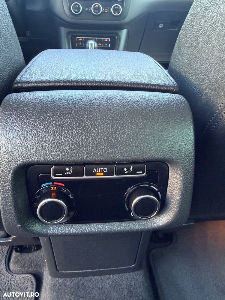Volkswagen Sharan 2.0 TDI DSG BlueMotion Technology Highline - 16