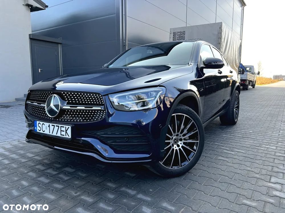 Mercedes-Benz GLC 300 de 4-Matic Business Edition - 4