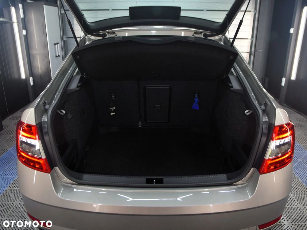 Skoda Octavia 1.5 TSI ACT Style - 11