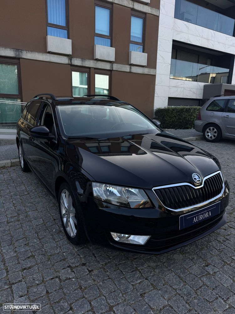 Skoda Octavia Break 1.6 TDi Style DSG - 4