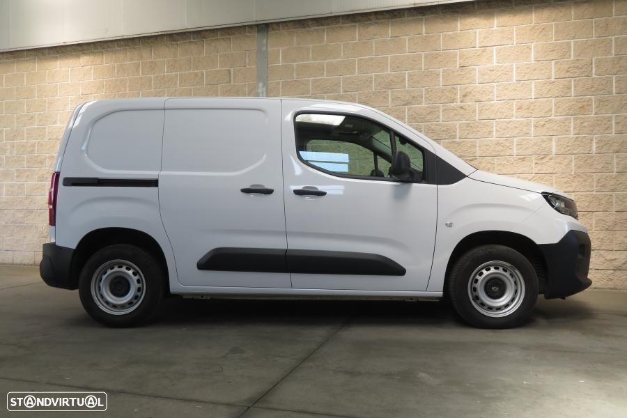 Peugeot Partner 1.5B-HDI STANDARD - 27