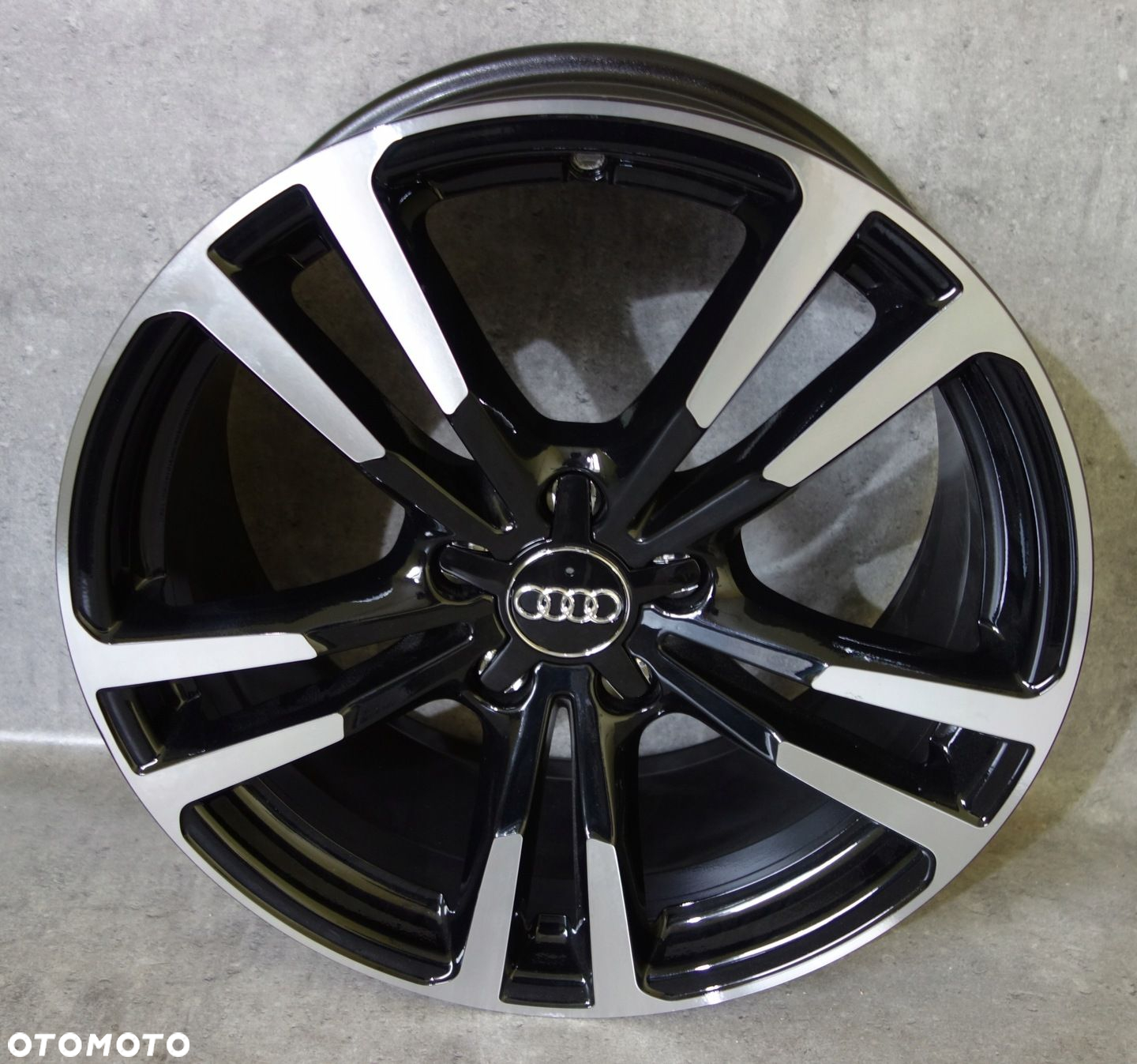 AUDI A3 S-LINE 8V0 18" CALI FELGI ALUMINIOWE - 4