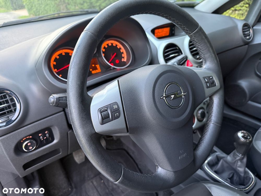 Opel Corsa 1.4 16V EcoFLEX Start-Stop 150 Jahre - 10