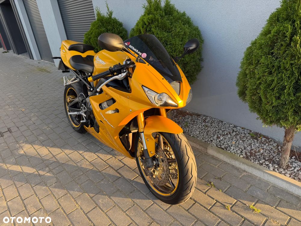 Triumph Daytona - 3