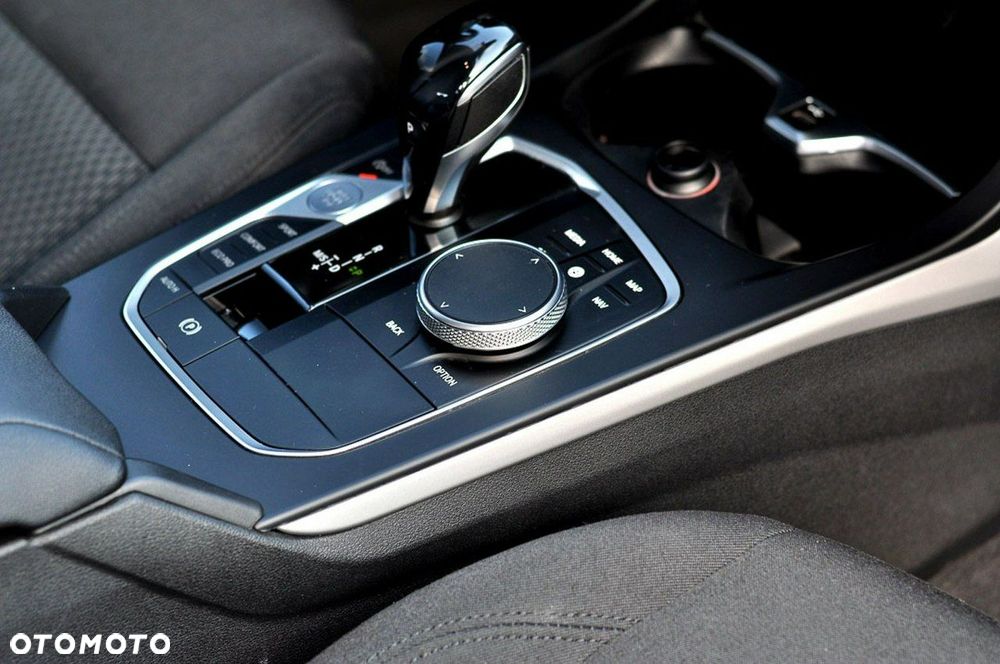 BMW Seria 1 116d - 13