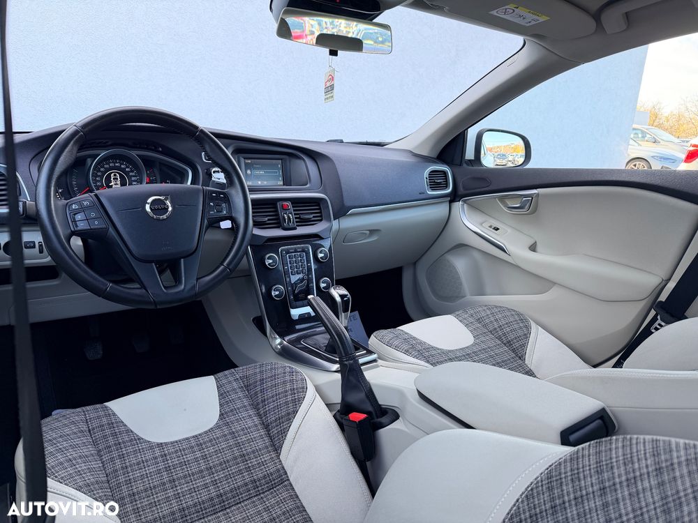 Volvo V40 D2 DRIVe Kinetic - 18