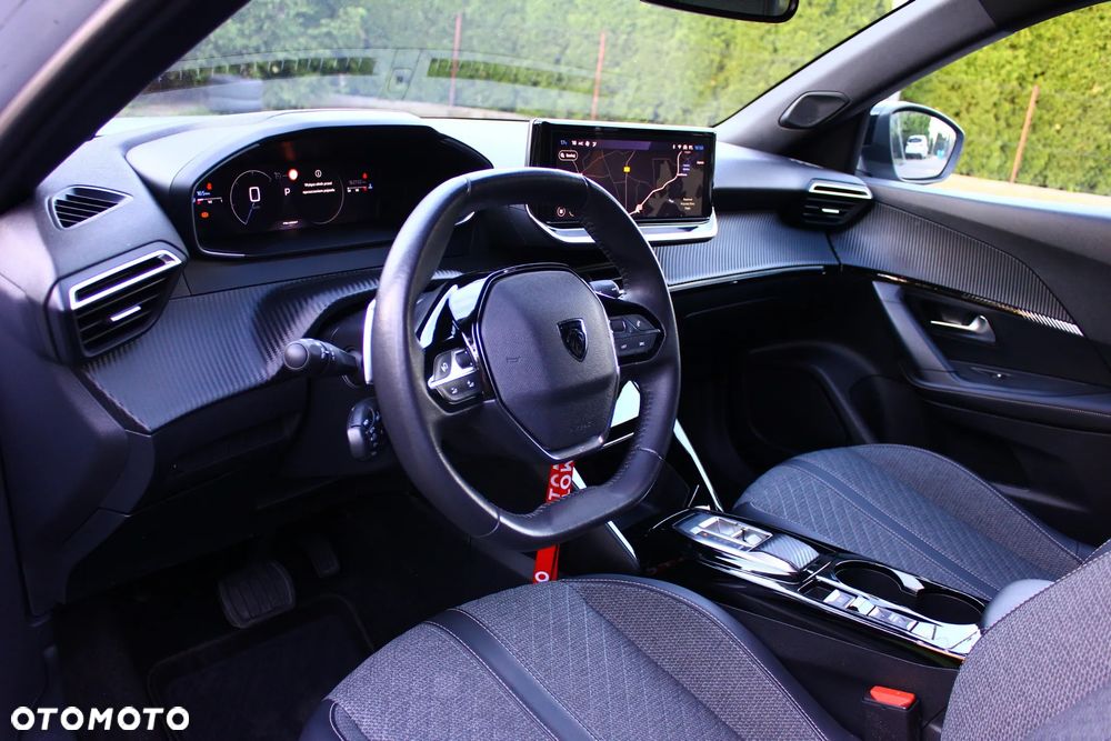 Peugeot 2008 1.5 BlueHDi Allure S&S EAT8 - 30