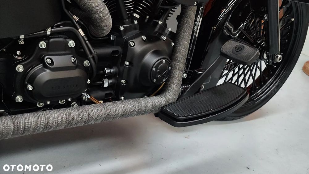 Harley-Davidson Softail Heritage Classic - 20