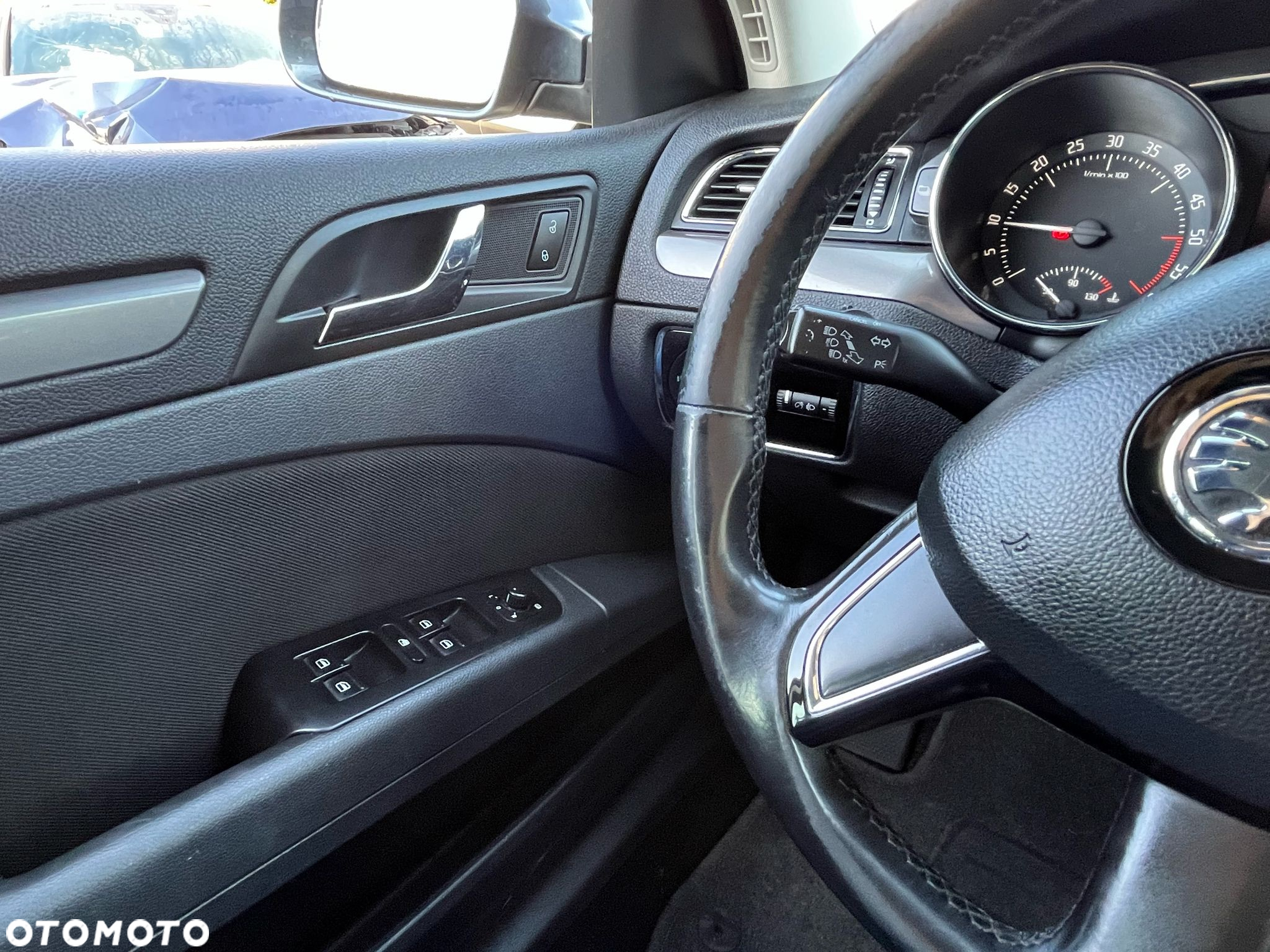 Skoda Superb 2.0 TDI 4x4 Elegance DSG - 14