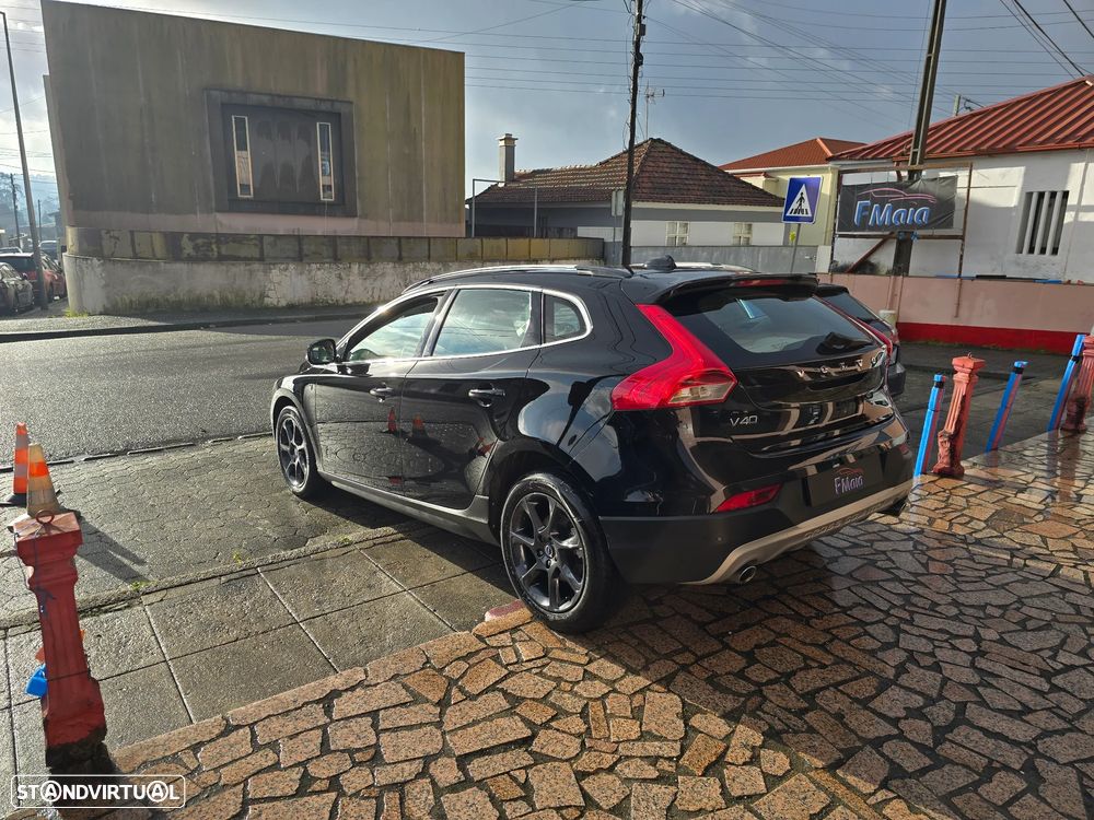 Volvo V40 Cross Country D3 Ocean Race - 6