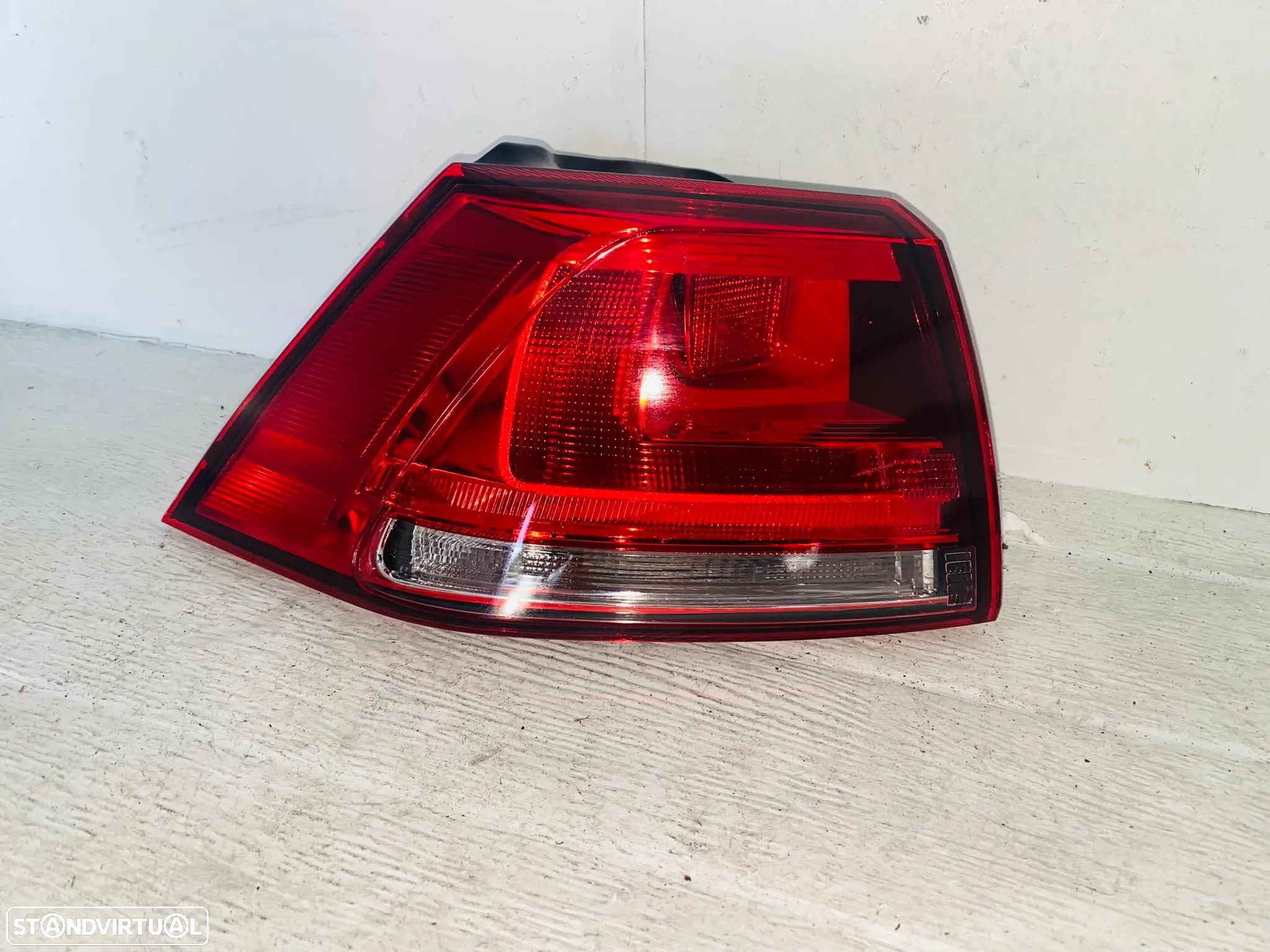 Farolim Trás Esquerdo Volkswagen Golf VII - 2012 / 2017 - FR1444 - 1