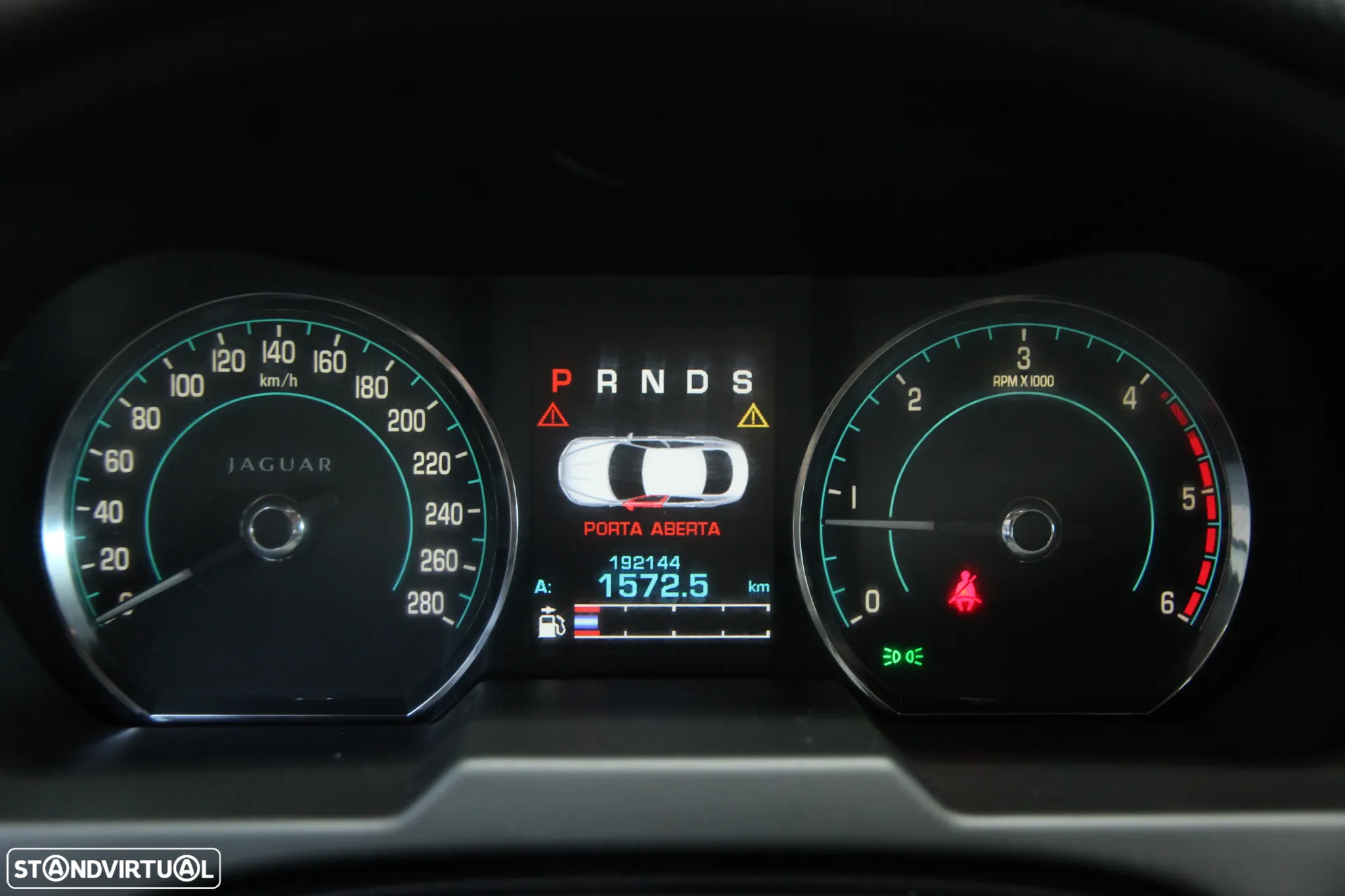 Jaguar XF 2.2 D Luxury - 22