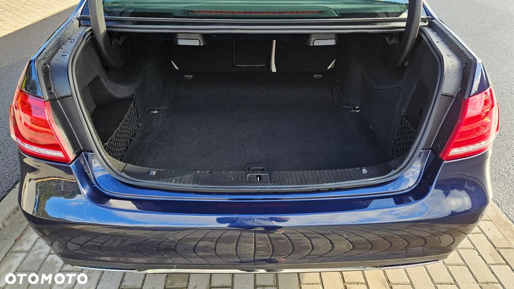 Mercedes-Benz Klasa E 220 CDI 7G-TRONIC Avantgarde - 34