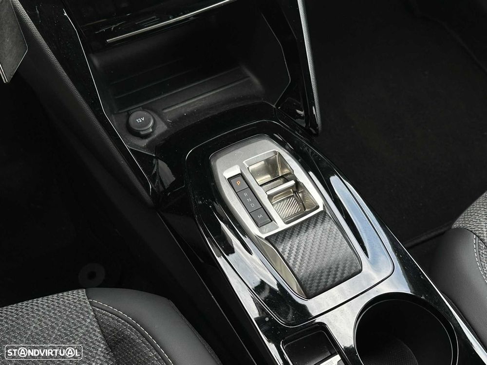 Peugeot 2008 1.2 Hybrid Allure e-DCS6 - 10