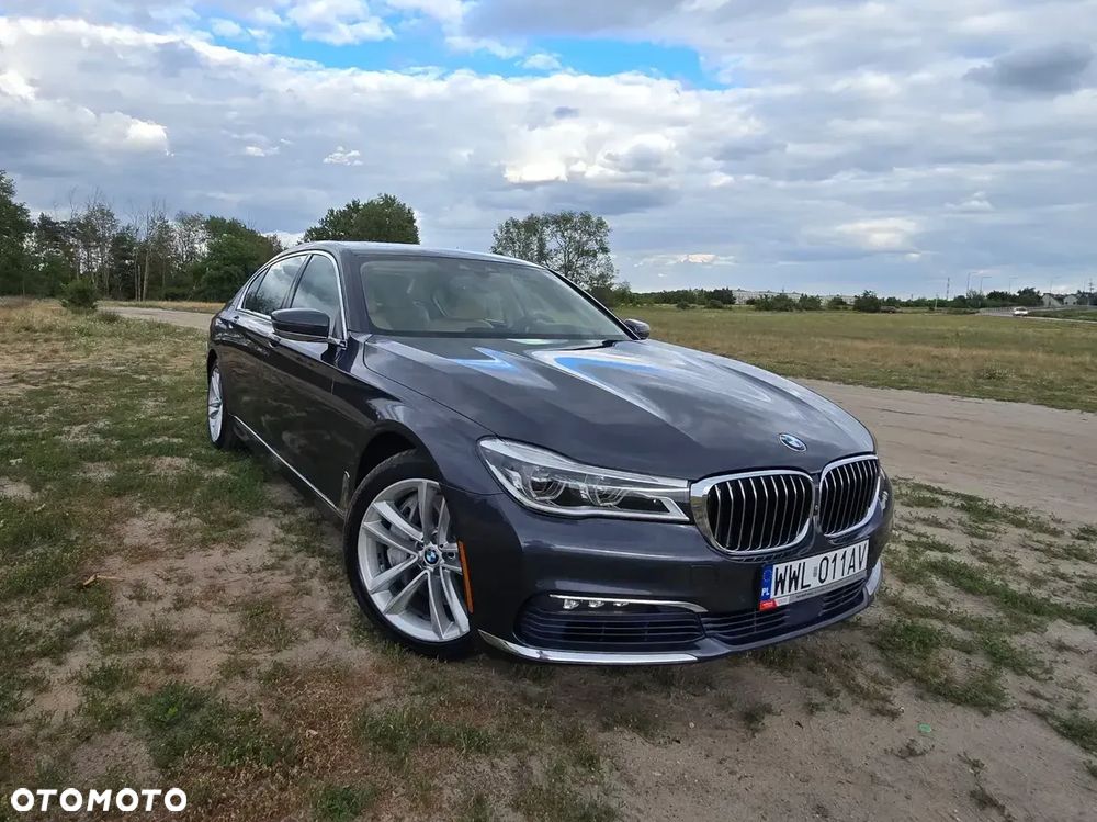 BMW Seria 7 750Li Edition Exclusive - 1