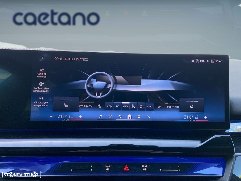 BMW i5 Touring eDrive40 — fotografia 11