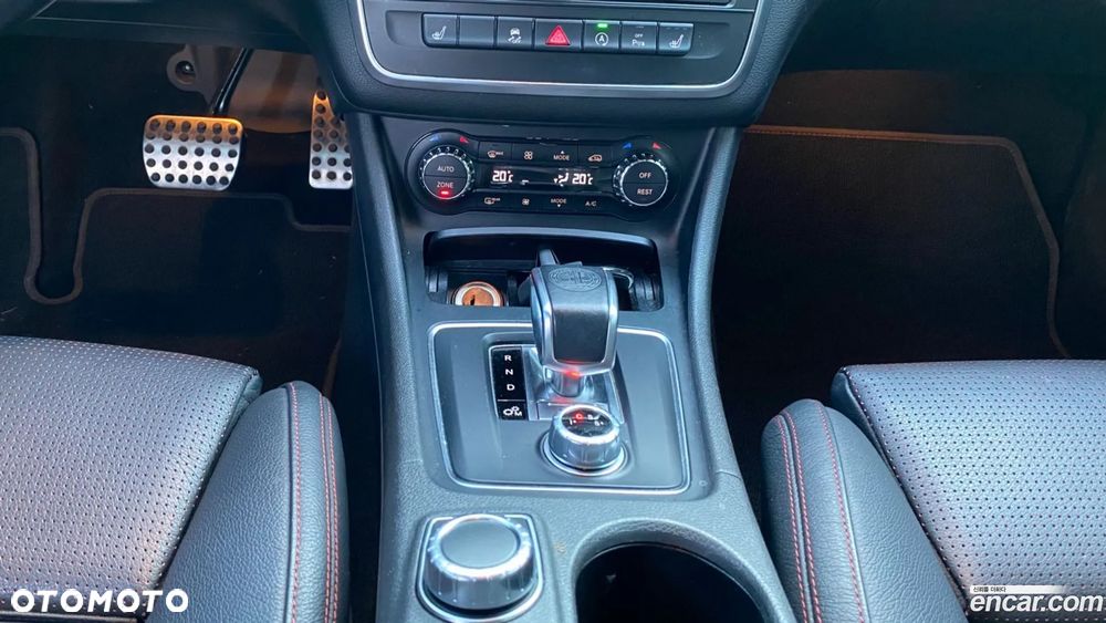 Mercedes-Benz CLA AMG 45 4Matic 7G-DCT - 9