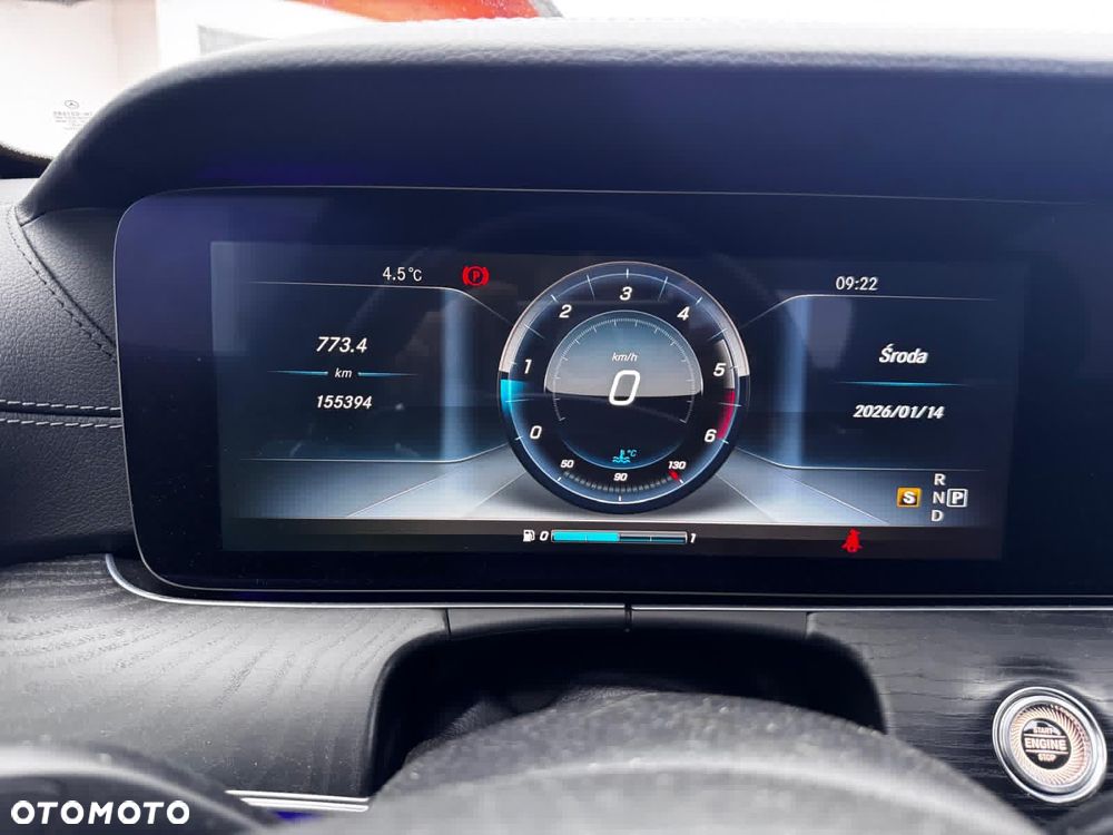 Mercedes-Benz Klasa E 220 d 4-Matic 9G-TRONIC - 18