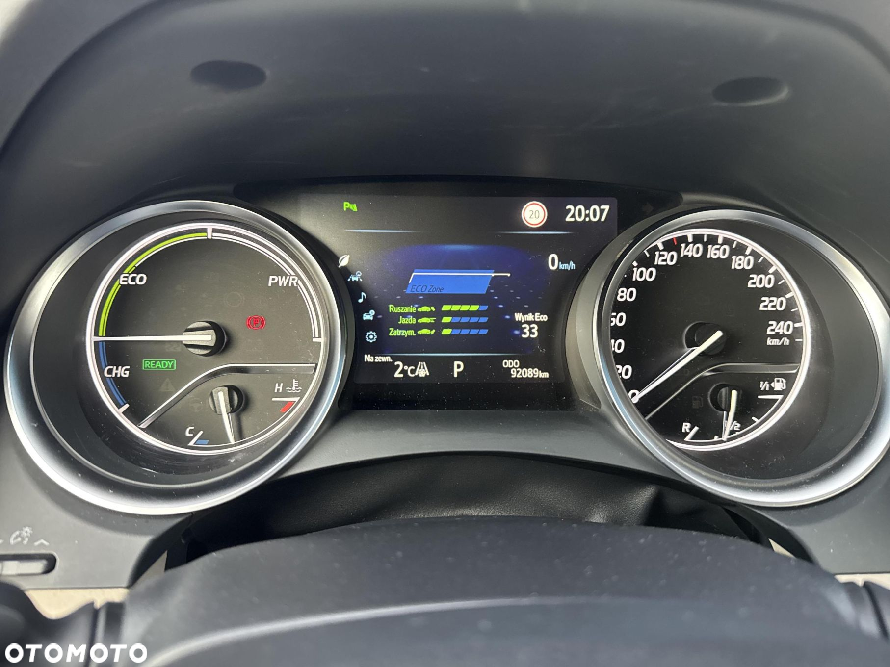 Toyota Camry - 17
