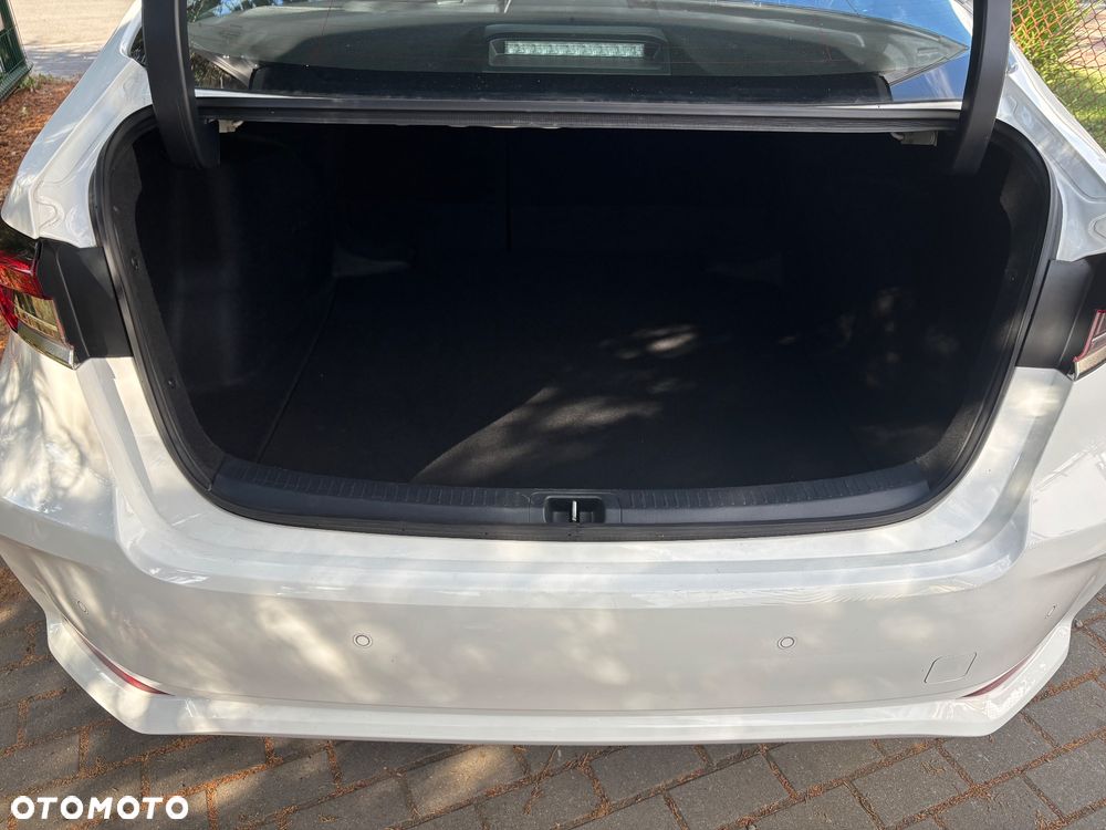 Toyota Corolla 1.5 Comfort - 35