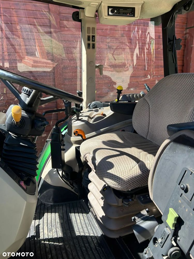 John Deere 5085M - 29