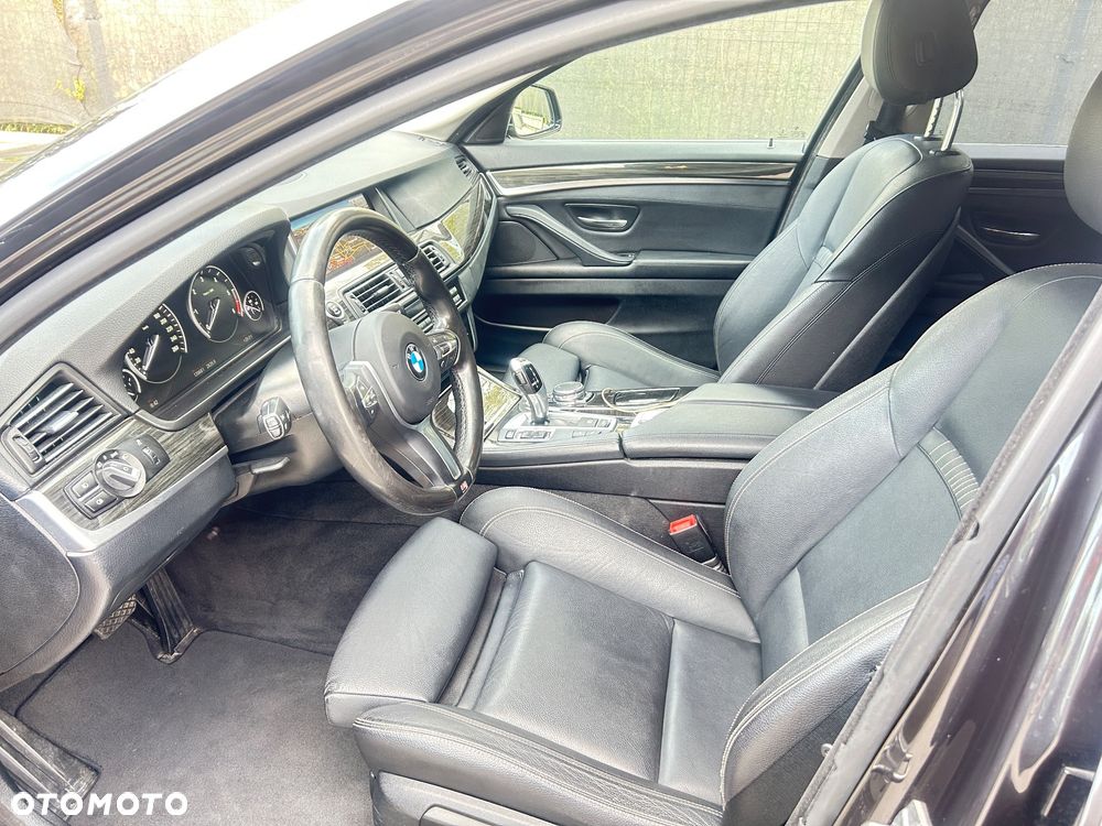 BMW Seria 5 520d xDrive Luxury Line - 9