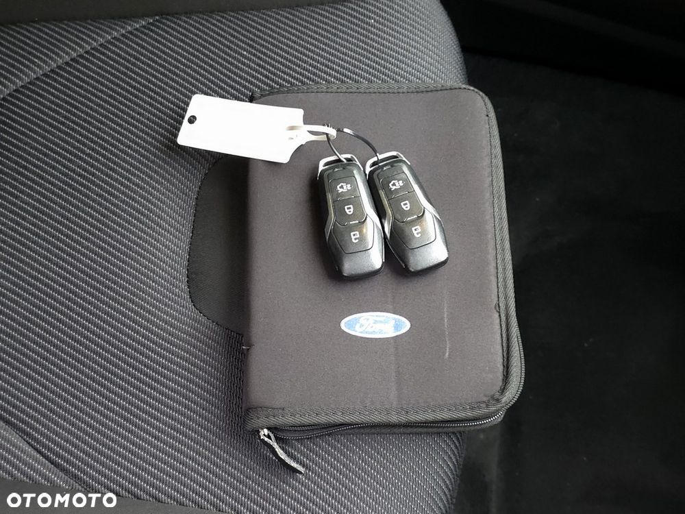 Ford Mondeo 2.0 TDCi Titanium - 34