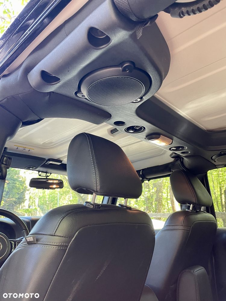 Jeep Wrangler 3.6 Unlim Sahara - 5