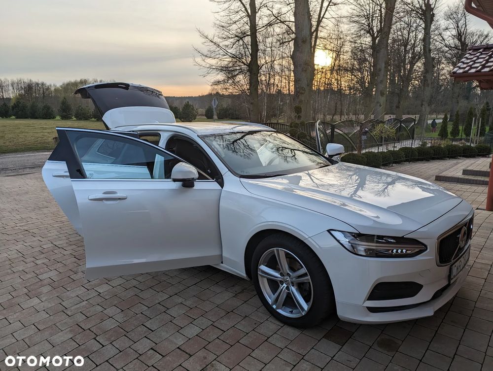Volvo V90 D4 Momentum Pro - 6