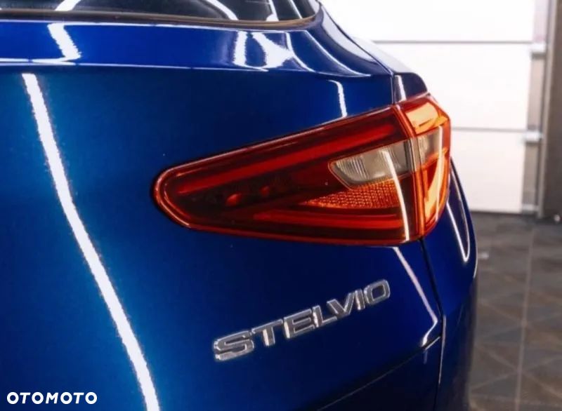 Alfa Romeo Stelvio 2.0 Turbo Veloce Q4 - 5