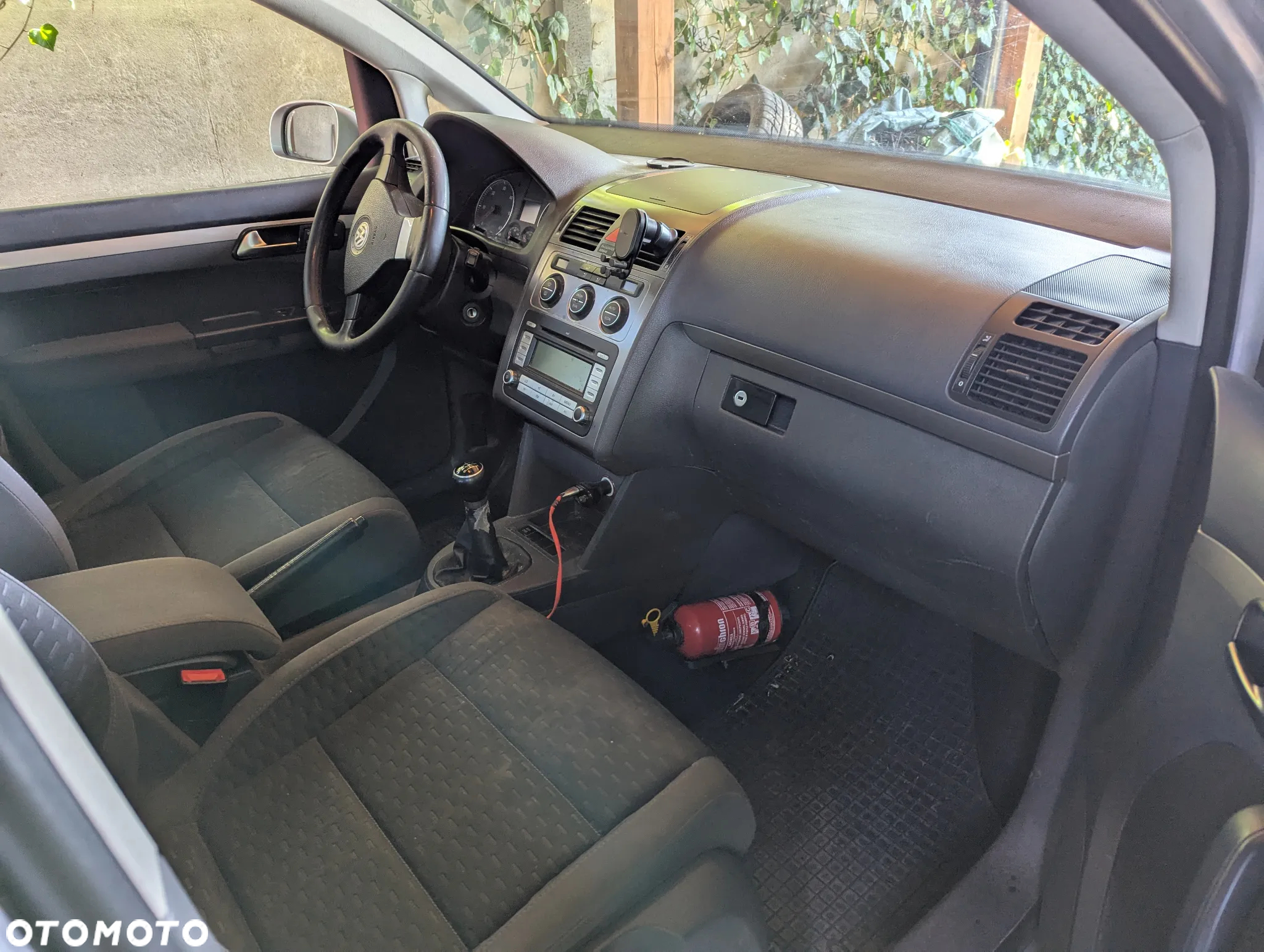 Volkswagen Touran 1.9 TDI Conceptline - 20