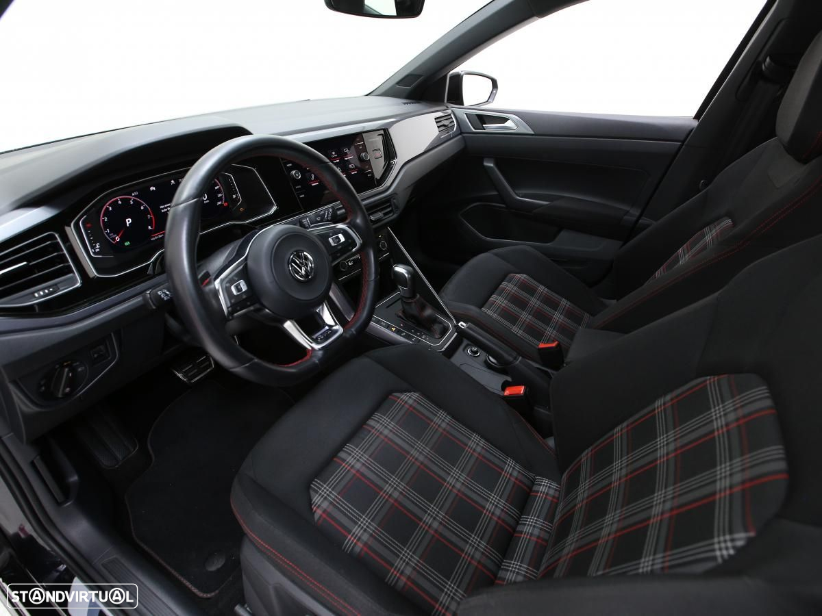 VW Polo 2.0 TSI GTI DSG - 11