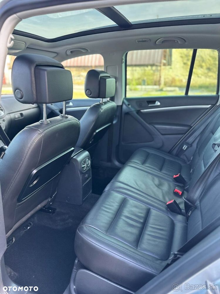 Volkswagen Tiguan - 9