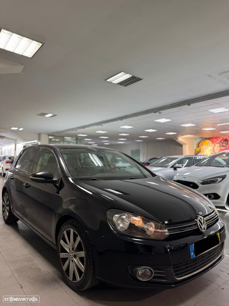 VW Golf 1.6 TDi DPF Highline - 6