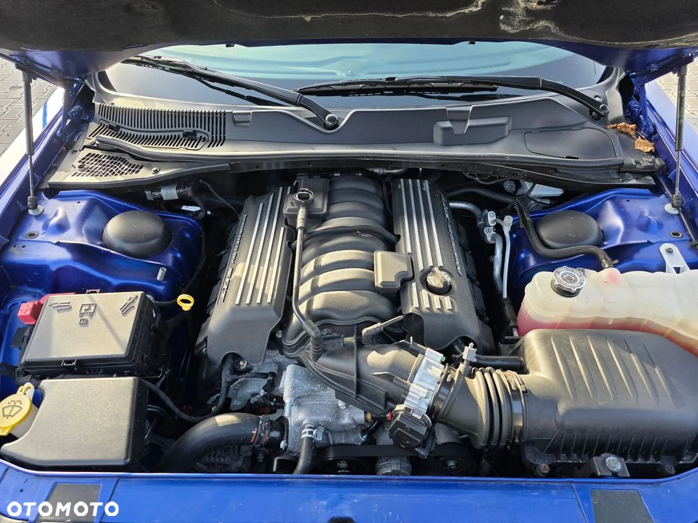 Dodge Challenger - 16