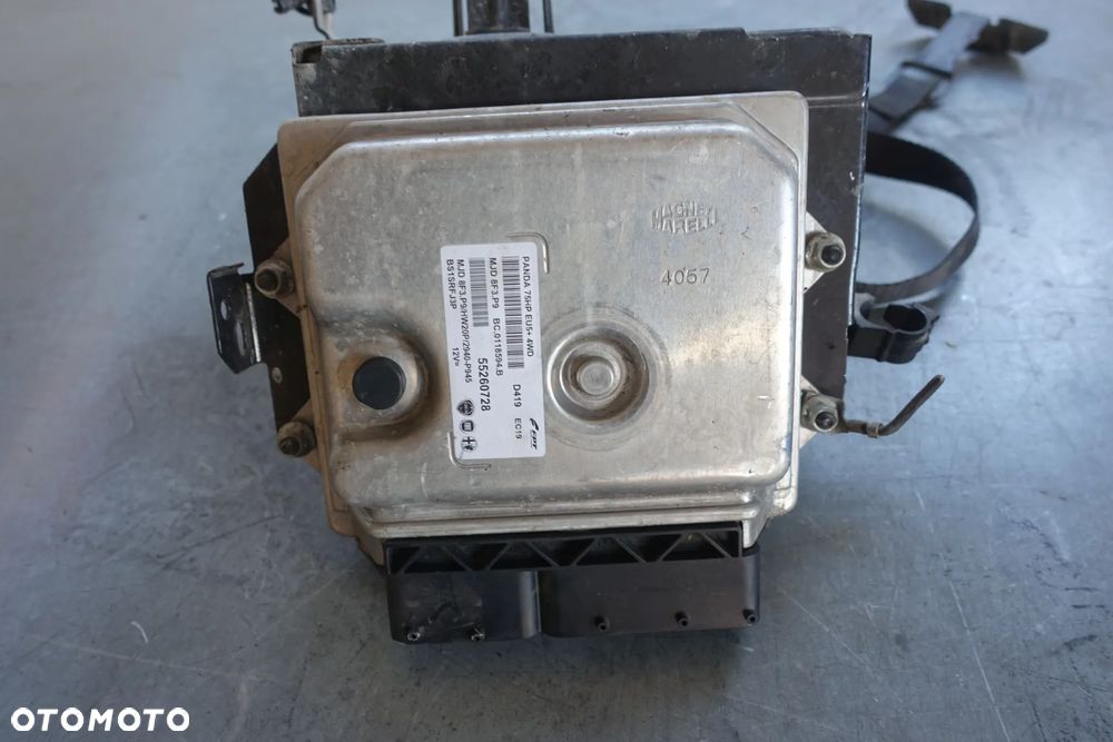 KOMPUTER SILNIKA FIAT PANDA III 1.3 55260728 - 1