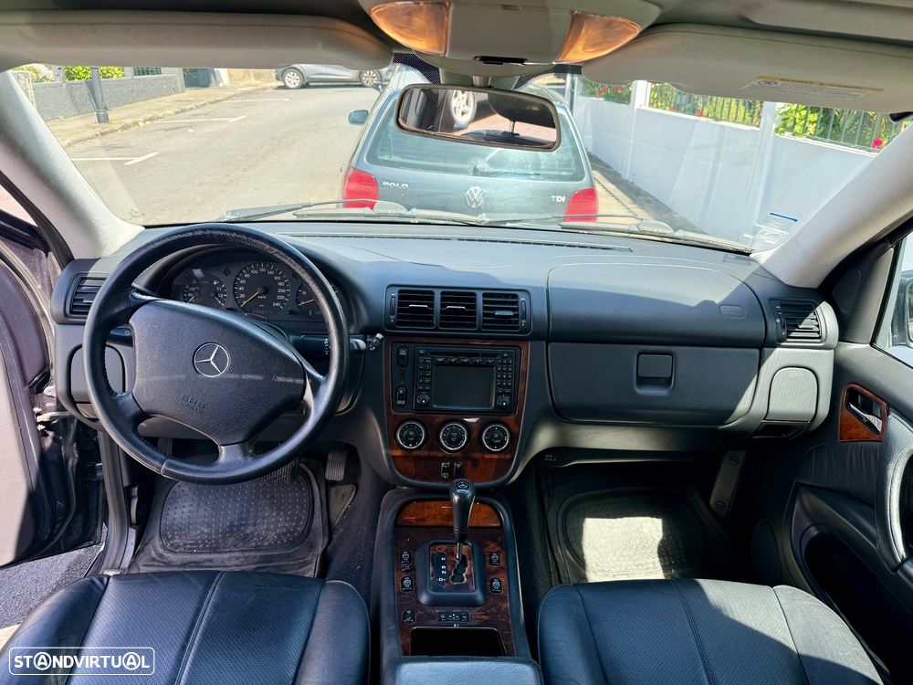 Mercedes-Benz ML 270 - 13