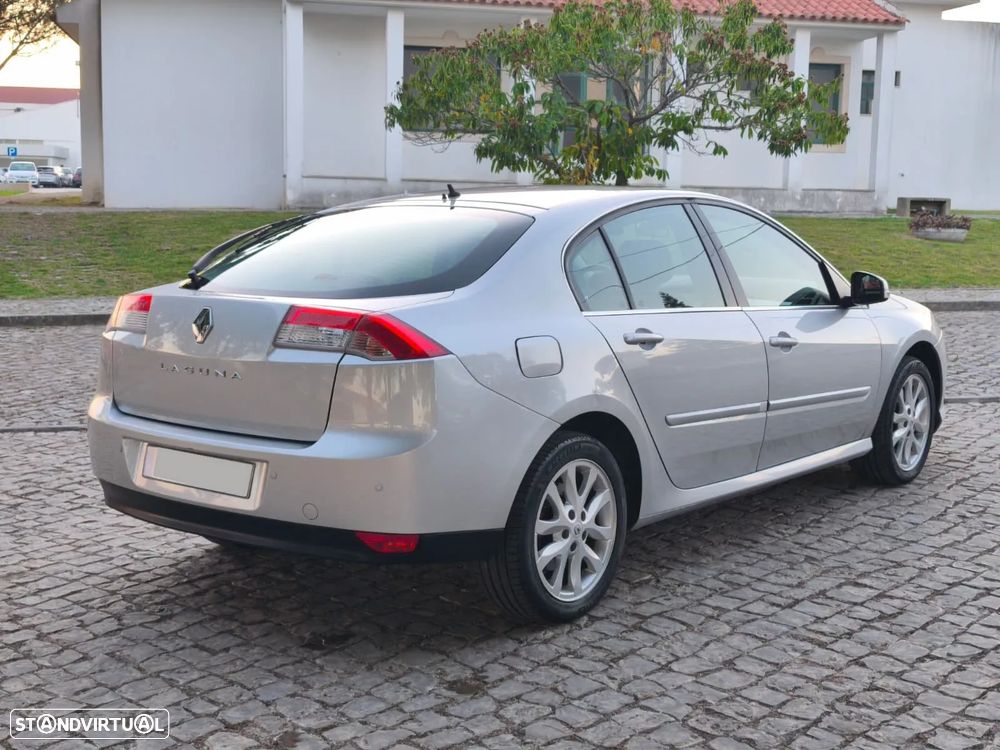 Renault Laguna 2.0 dCi Dynamique - 3