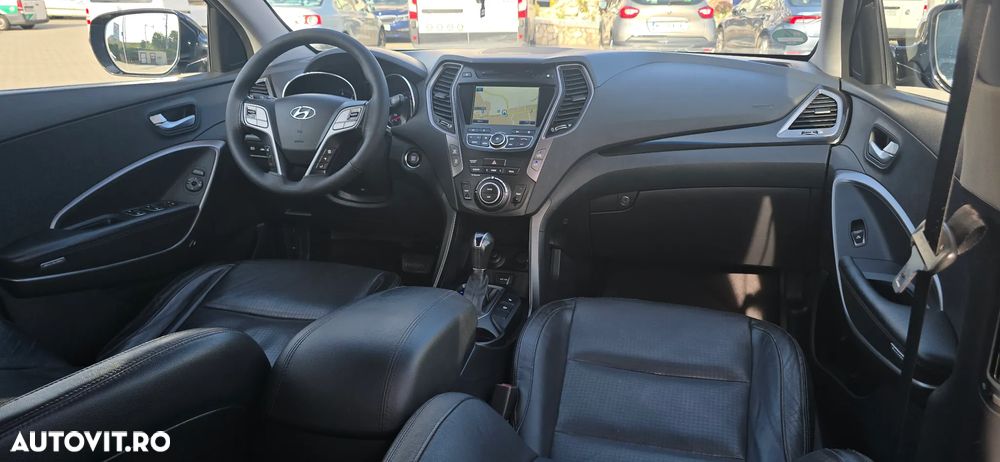 Hyundai Santa Fe Grand 2.2 CRDI 4WD Automatik Premium - 12