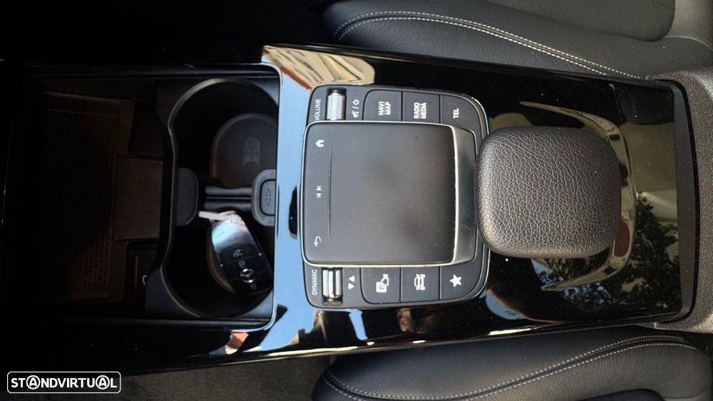 Mercedes-Benz CLA 200 - 11