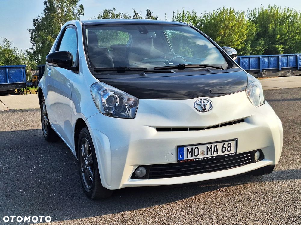 Toyota iQ 1.0 + - 29
