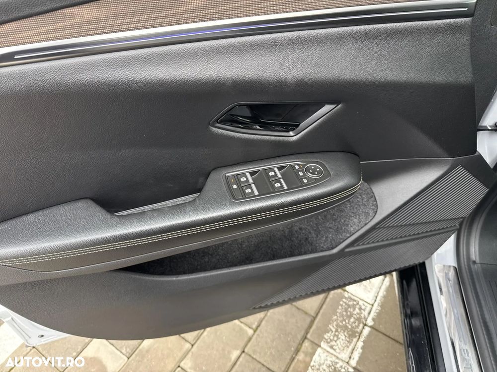 Renault Megane E-TECH 60 kWh 220 CP Iconic - 23